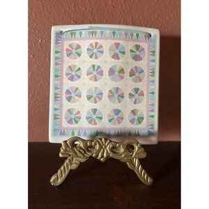 Vintage 1991 Hill Design Dresden Plate Quilt Ceramic Wall Hanging Plaque Pastel